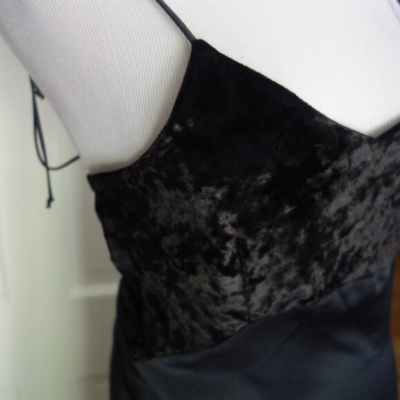 NWT $58 K / LAB Black Evening Shoulder Ties Mixed Velvet Slip Dress – Small - Picture 2 of 10